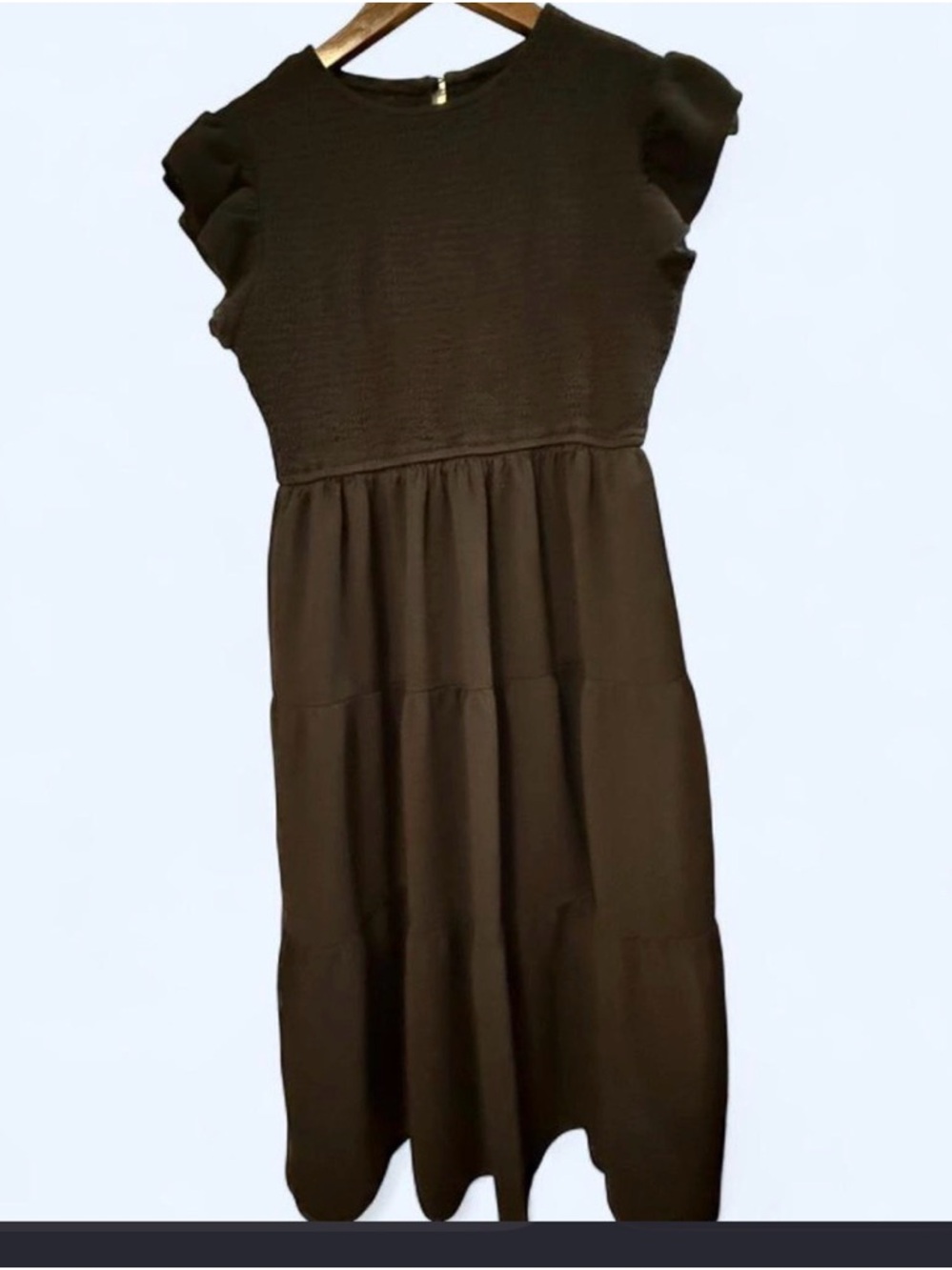 Women's Black Tiered Short-Sleeve Dress - Picture 2 of 3